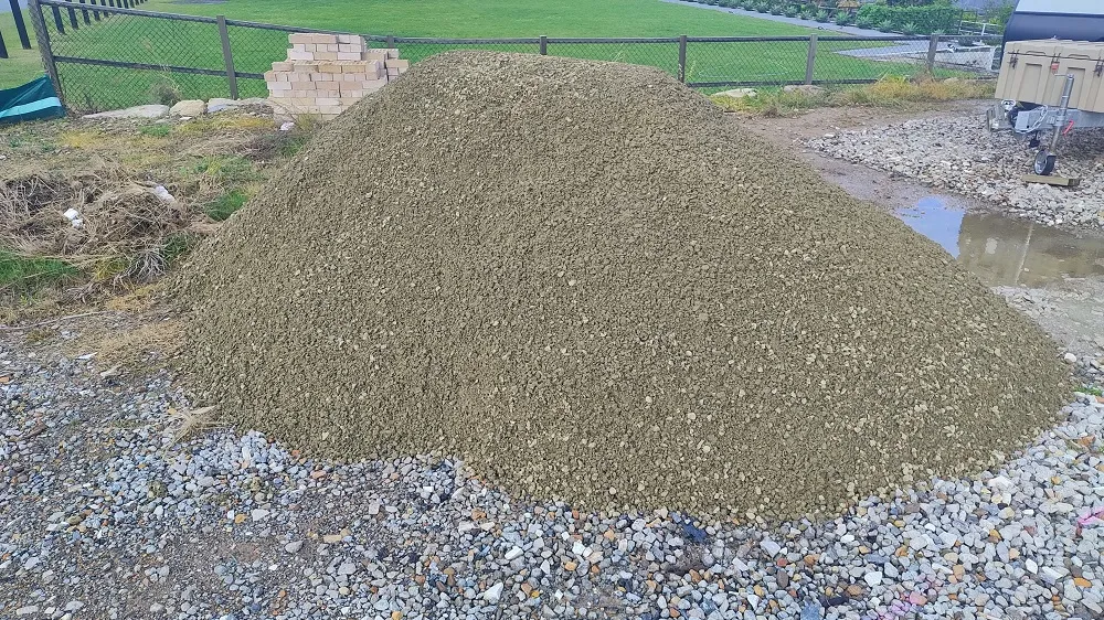 Road Base 2.5 CBR45 Bulk 12.5 Tonne Truckload Delivered Road Base 2.5 CBR45 Bulk 12.5 Tonne Truckload Delivered